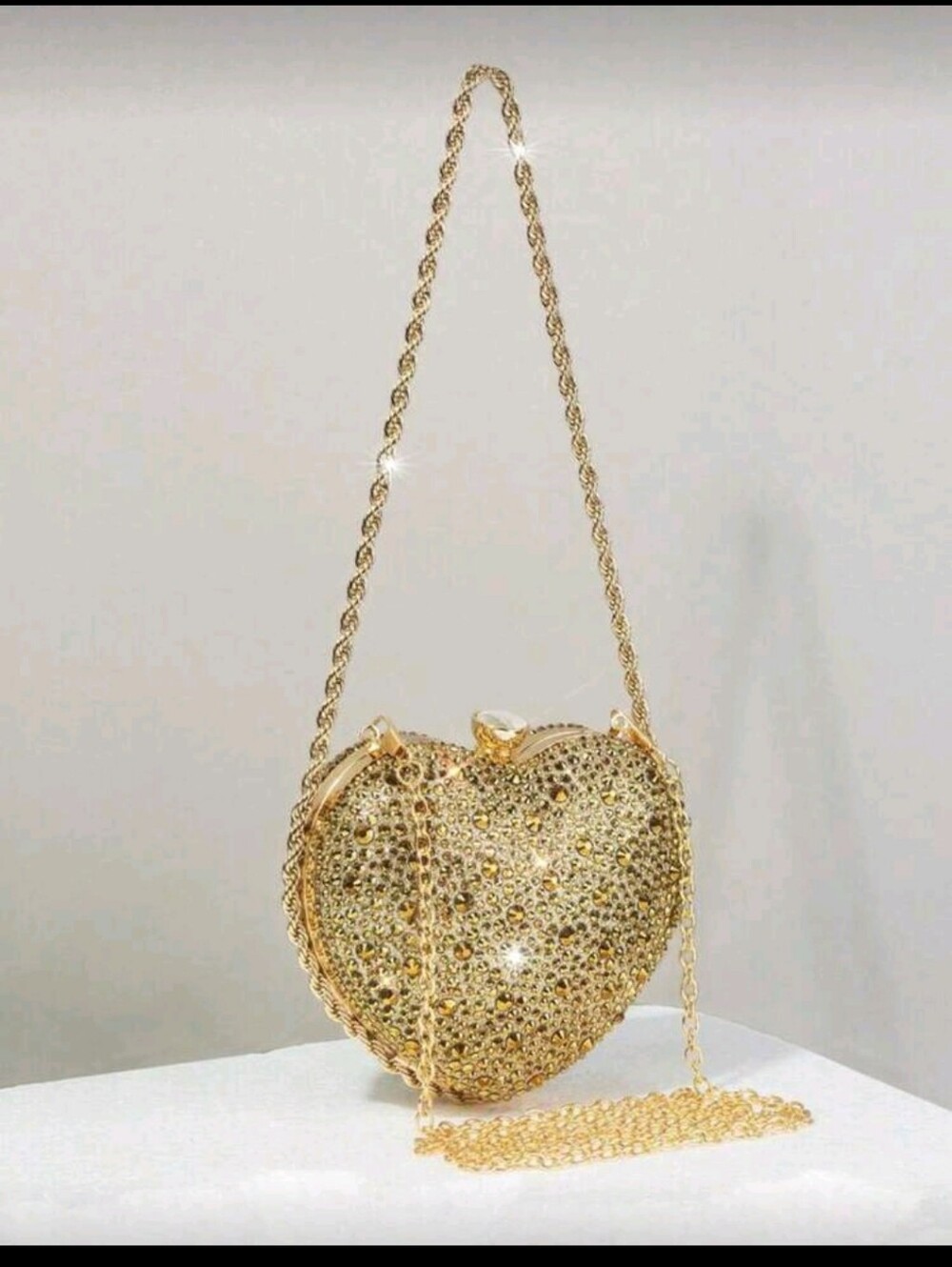 BRAND NEW ** Gold Heart Crystal Crossbody Bag - Elegant Women's Evening Purse